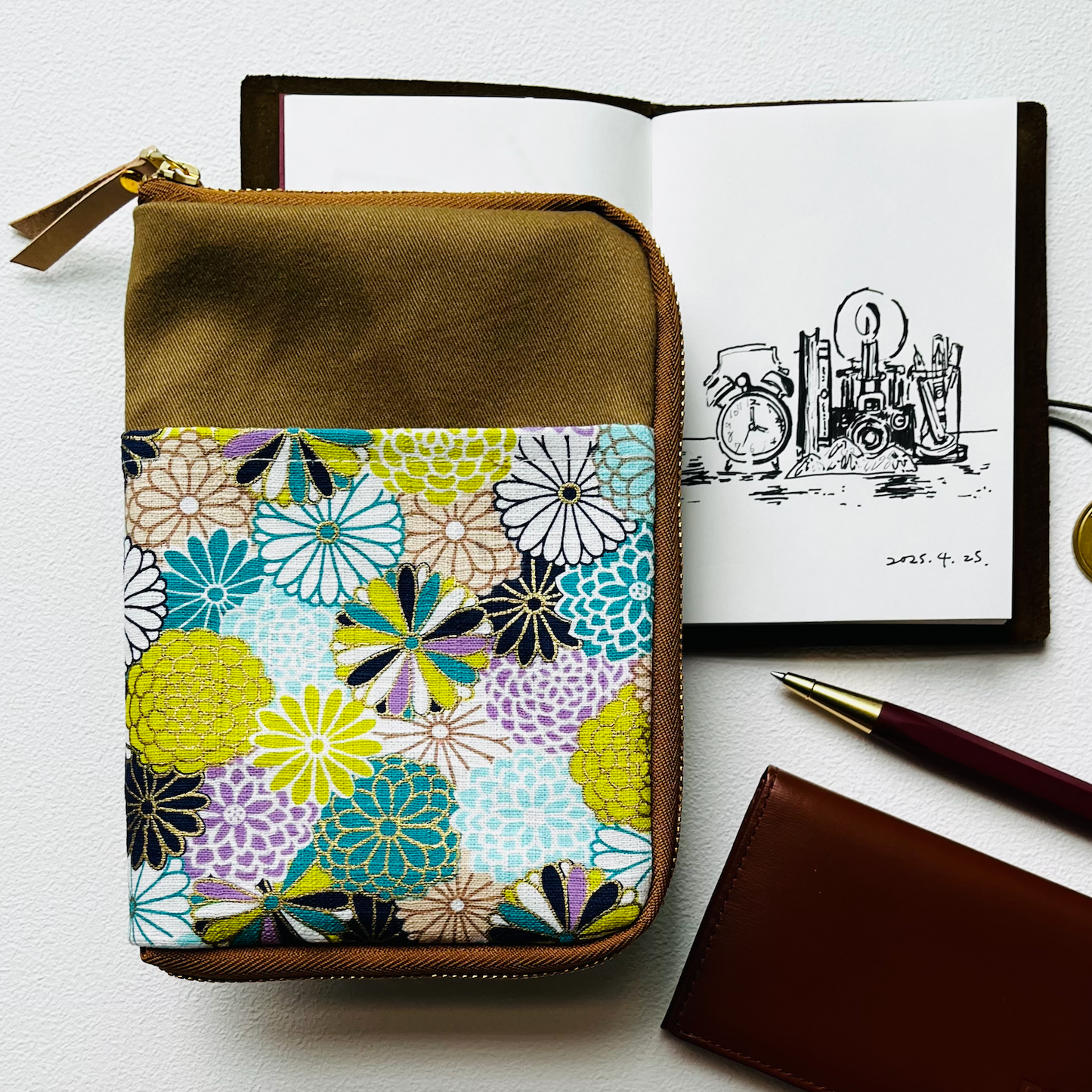 Kyoku Haku Dahlia Notebook Cover