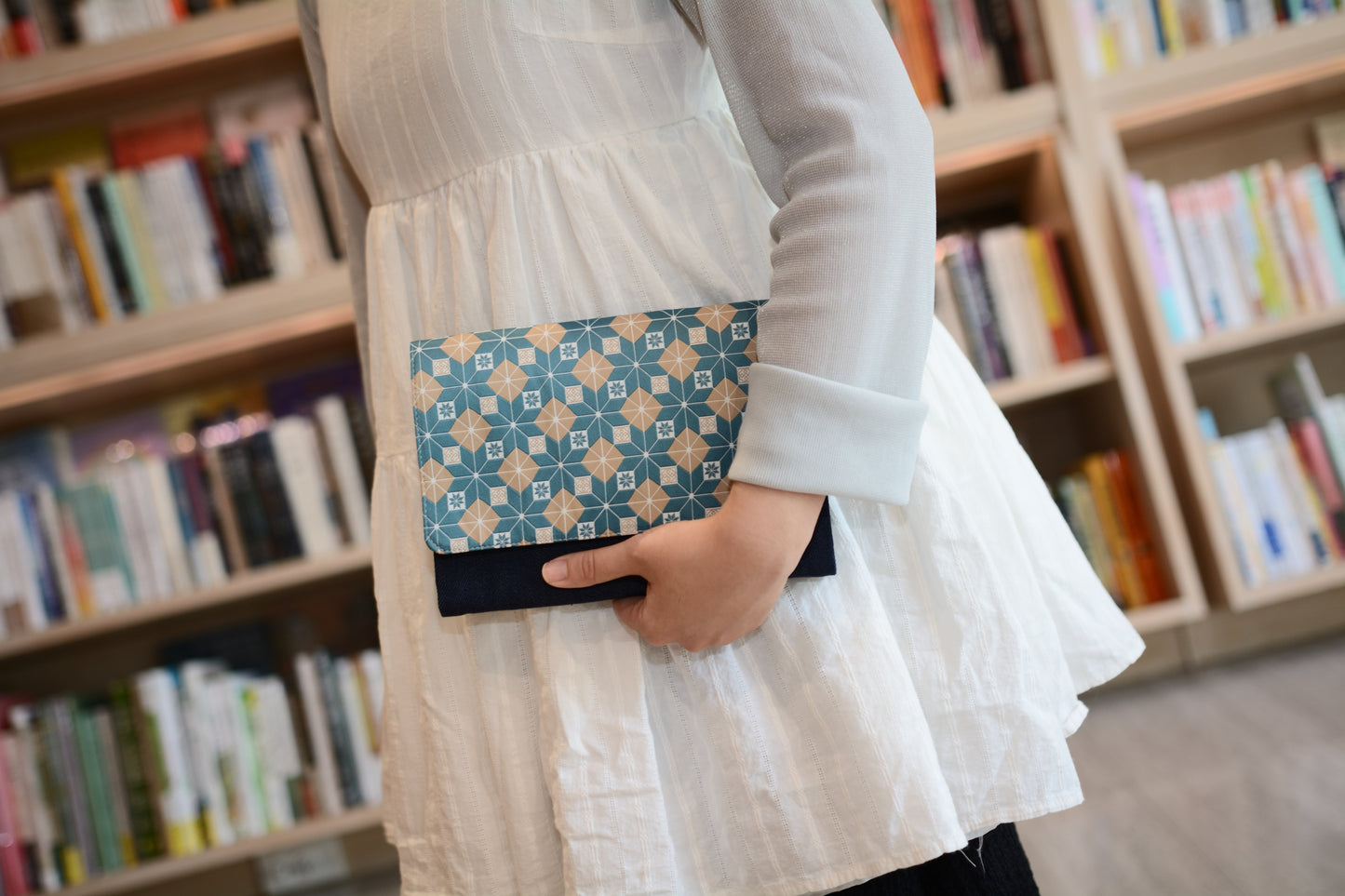 Kyoku Haku Restitch Notebook Shoulder Bag