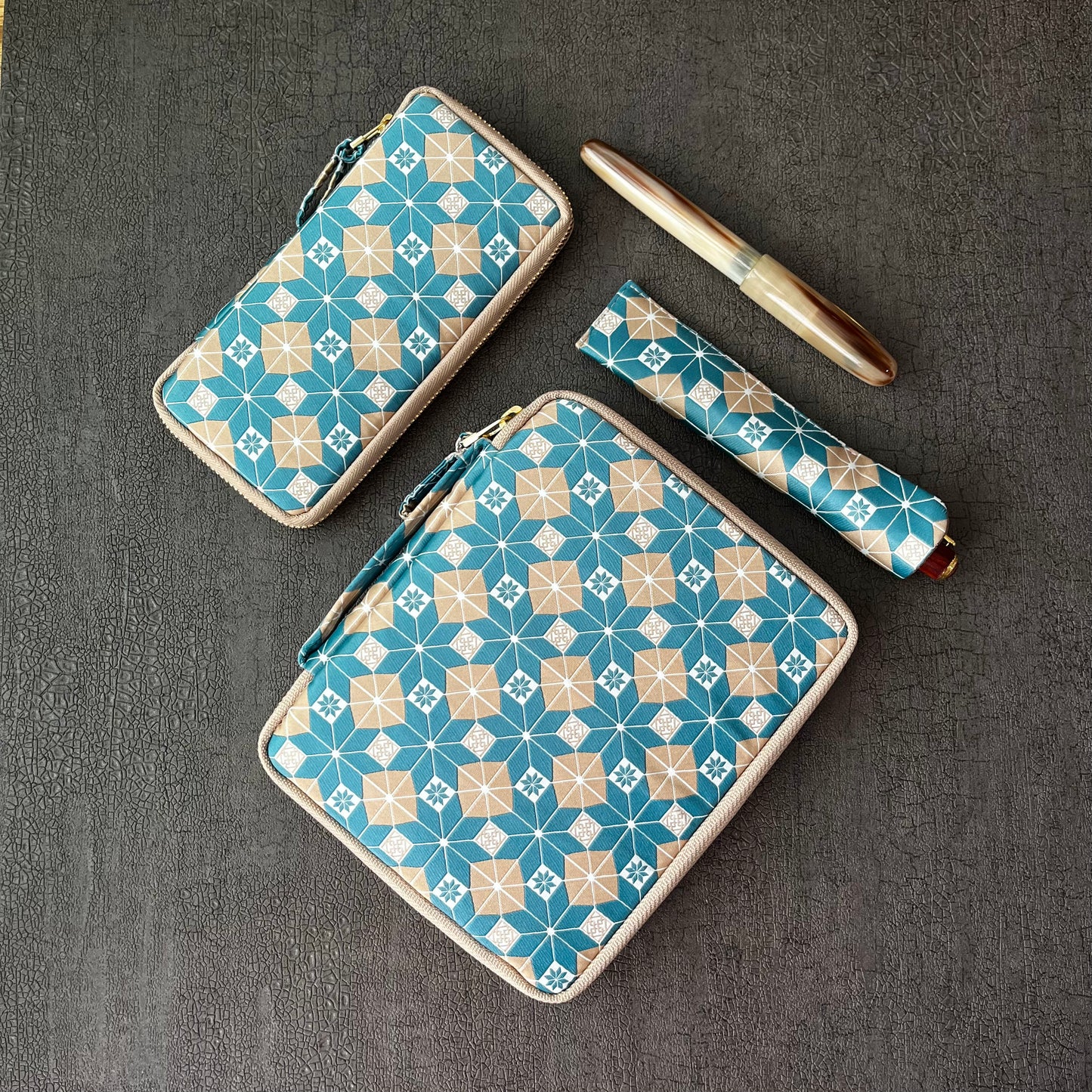 Kyoku Haku Restitch 3 Pen Case