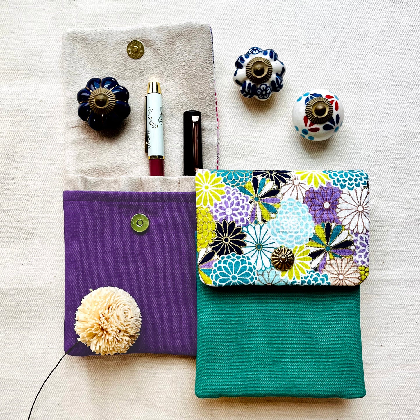 Kyoku Haku Dahlia 4 Pen Case